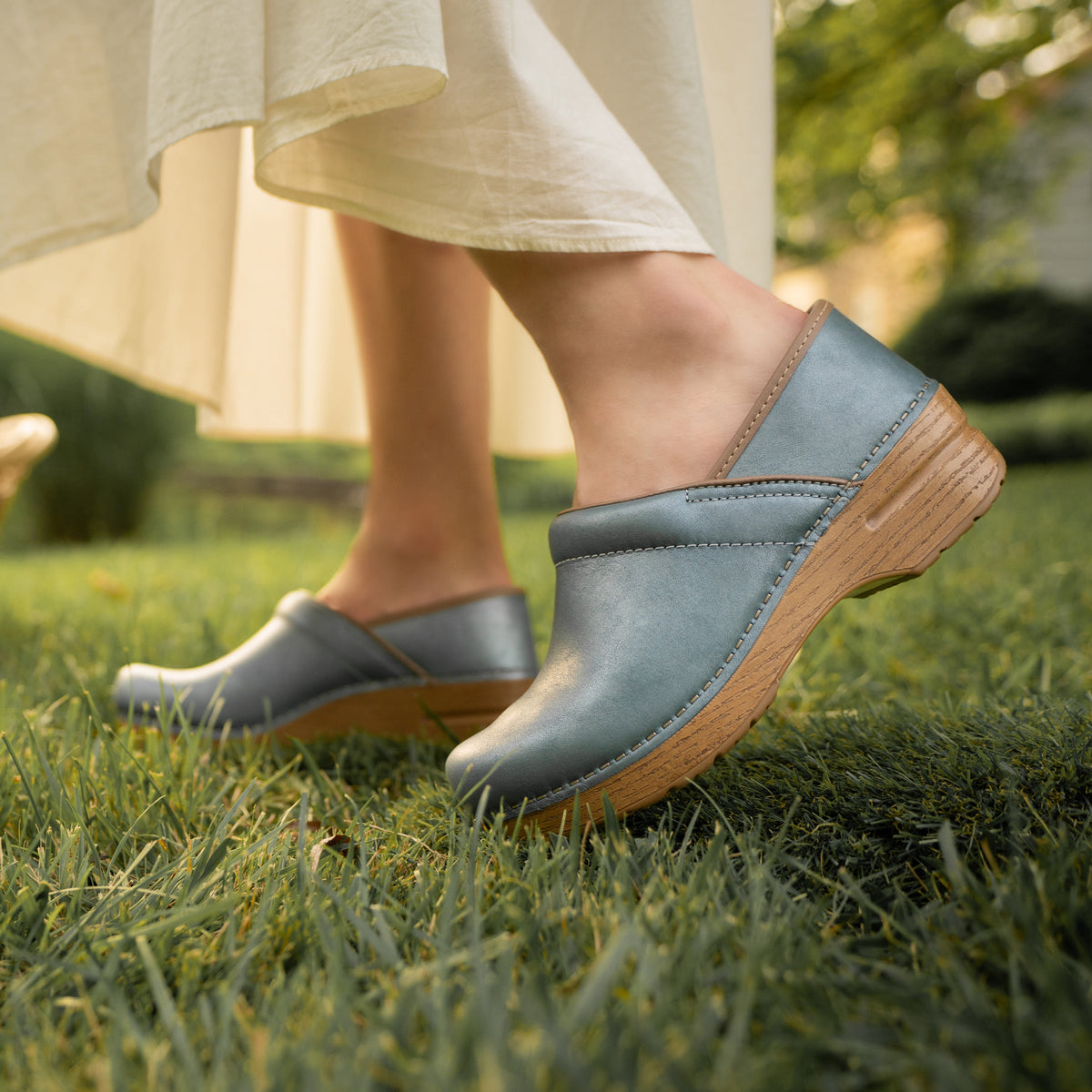 Professional Blue Metallic