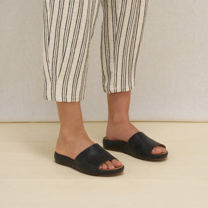 Twyla Black Leather